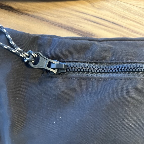 BEIS The Sport Pack Fanny Pack Black Belt Bag Crossbody Purse Hiking Patch - Picture 6 of 10